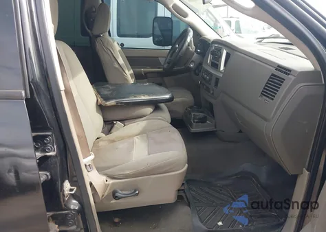 2008 Dodge Ram 1500 Slt z USA, uszkodzony, nr VIN 1D7HA18228S631625